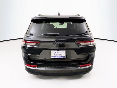 Used 2023 Jeep Grand Cherokee L Laredo AWD/4WD image 6