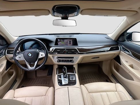 Used 2020 BMW 740i w/ Cold Weather Package RWD image 26