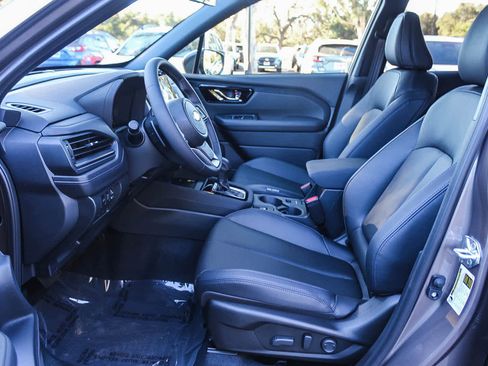 New 2025 Subaru Forester Limited image 17