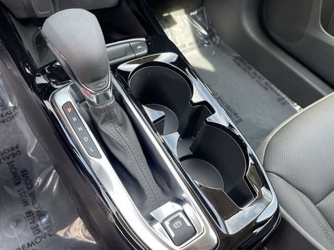 New 2026 Chevrolet Trax ACTIV w/ Sunroof Package FWD image 21