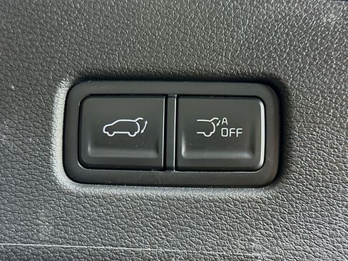 Used 2025 Kia Telluride S FWD image 32