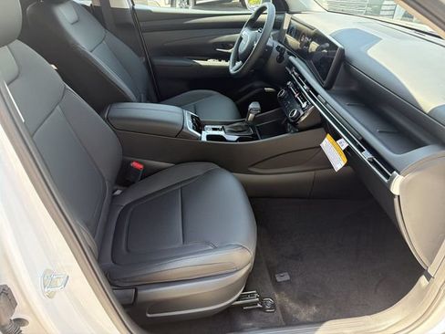 New 2026 Hyundai Tucson SEL Plus FWD image 15
