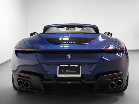 Certified 2025 Ferrari Roma Spider RWD image 36