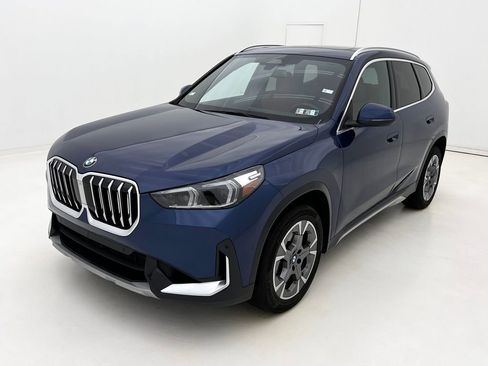 Certified 2025 BMW X1 xDrive28i w/ Convenience Package image 4