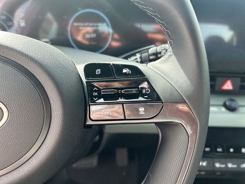 New 2026 Hyundai Elantra Limited w/ Cargo Package FWD image 21