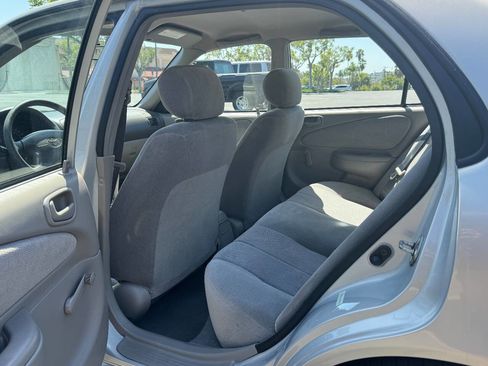 Used 2002 Toyota Corolla CE image 11