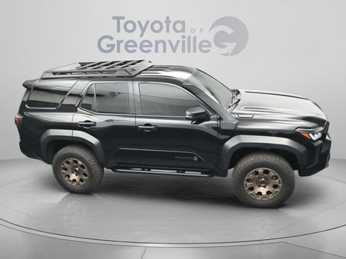Certified 2025 Toyota 4Runner Trailhunter AWD/4WD image 17