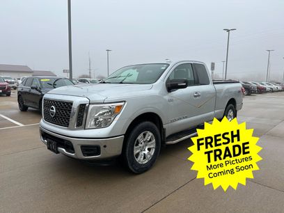 Used 2018 Nissan Titan SV w/ SV Convenience Package