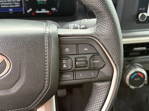 Used 2026 Toyota Tacoma TRD Off-Road AWD/4WD image 15