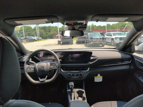 New 2026 Buick Envista Sport Touring w/ Advanced Safety Package FWD image 26
