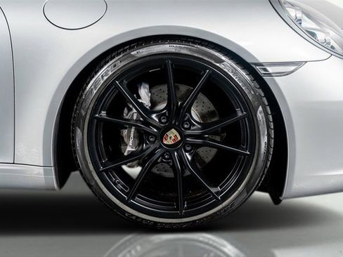 Used 2017 Porsche 911 Carrera image 7
