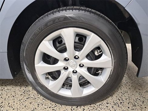 Used 2023 Toyota Corolla LE image 8