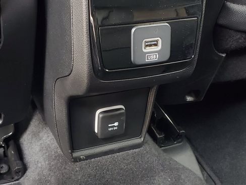 Used 2023 Jeep Compass Limited AWD/4WD image 27