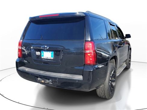 Used 2017 Chevrolet Tahoe LT image 6