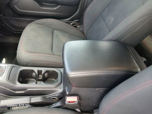 Used 2021 Jeep Gladiator Rubicon w/ Safety Group AWD/4WD image 5