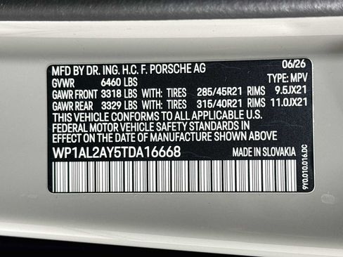 New 2026 Porsche Cayenne S AWD/4WD image 33