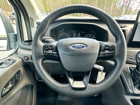 Used 2022 Ford Transit 350 XLT image 18