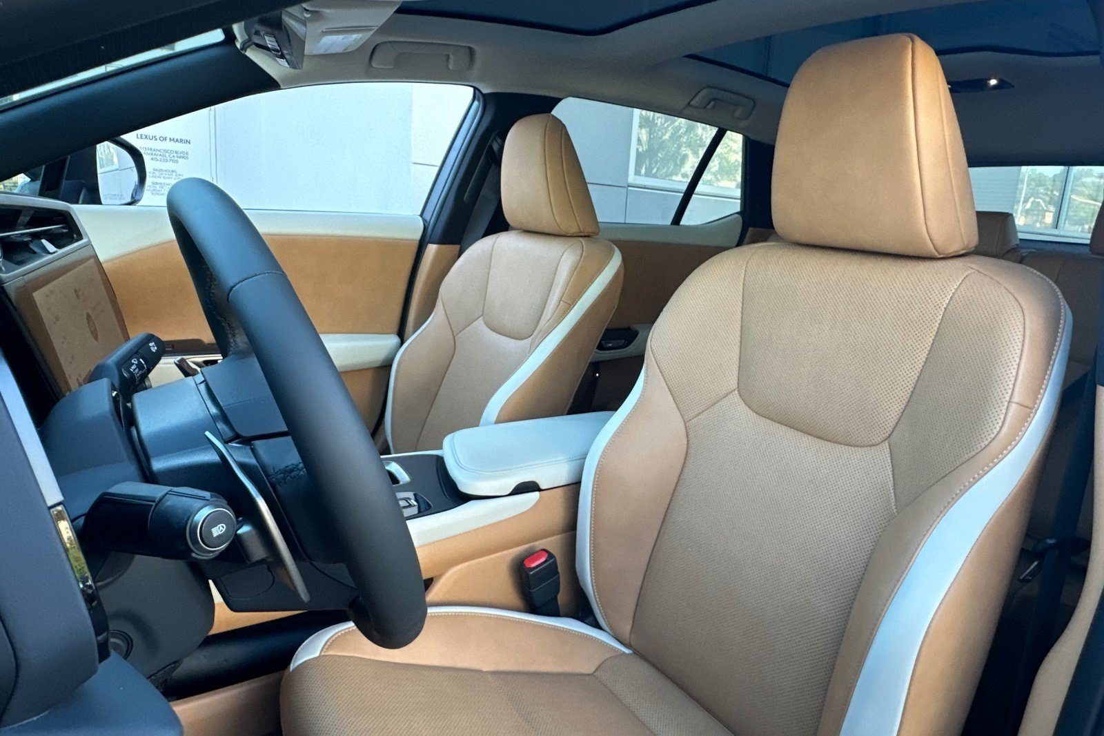 Used 2026 Lexus RZ 450e AWD w/ Technology Package image 5