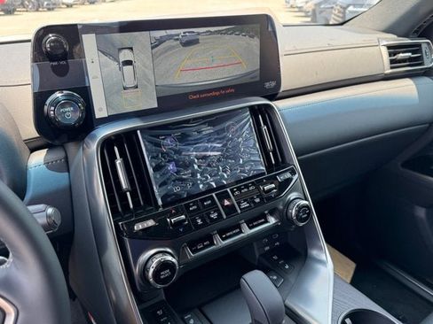 New 2025 Lexus LX 700h Luxury w/ Appearance Package image 17