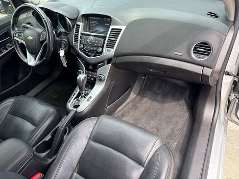 Used 2014 Chevrolet Cruze LT FWD image 19