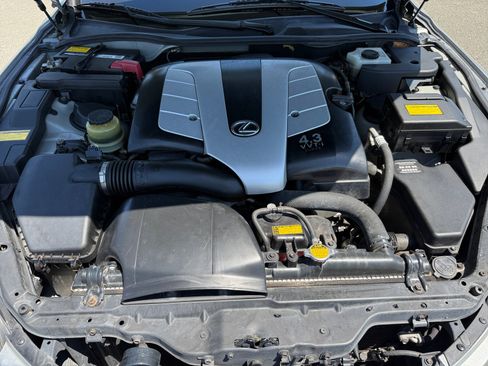 Used 2005 Lexus SC 430 Convertible w/ Preferred Accessory Pkg RWD image 20