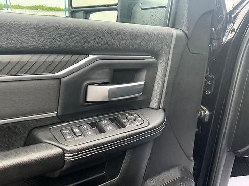 New 2026 RAM 3500 Big Horn AWD/4WD image 12