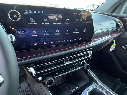 New 2026 Chevrolet Traverse Z71 w/ Driver Confidence Package AWD/4WD image 27