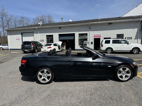 Used 2010 BMW 328i Convertible image 8