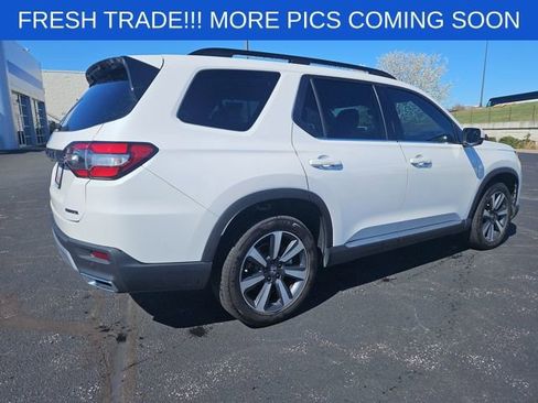 Certified 2024 Honda Pilot Touring image 5