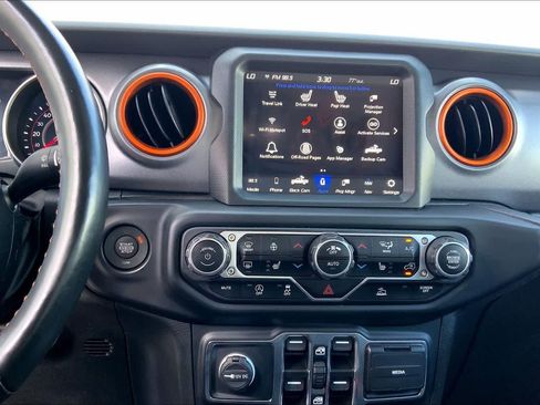 Used 2022 Jeep Gladiator Mojave w/ Cold Weather Group AWD/4WD image 34