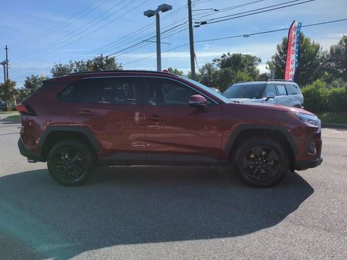 Used 2023 Toyota RAV4 XLE w/ Convenience Package FWD image 4