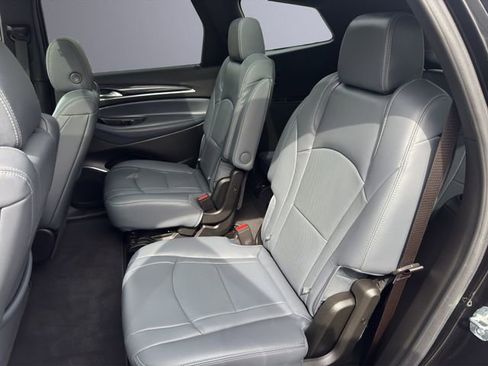 Used 2024 Buick Enclave Essence w/ Experience Buick Package AWD/4WD image 18