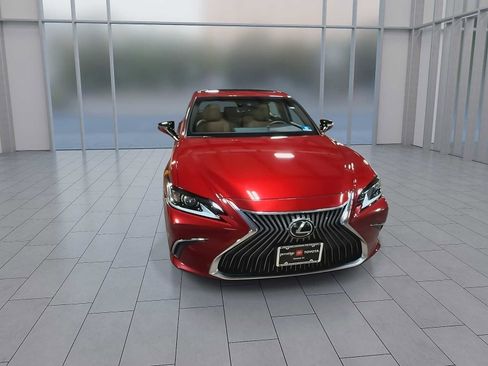 Used 2021 Lexus ES 250 w/ Premium Package AWD/4WD image 3