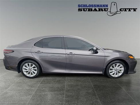 Used 2023 Toyota Camry LE image 10