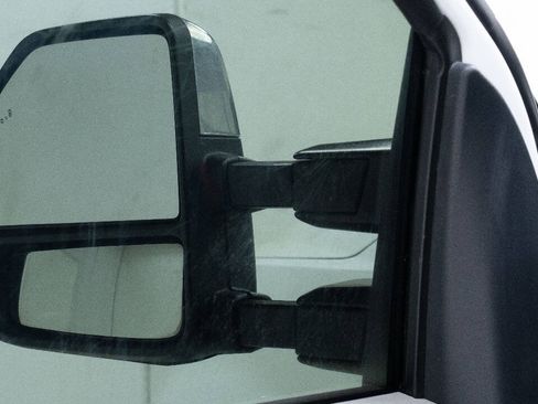 Used 2022 Ford F250 XLT w/ XLT Premium Package AWD/4WD image 11
