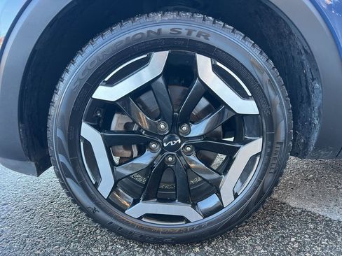 Certified 2023 Kia Telluride S w/ S Sunroof Package image 10