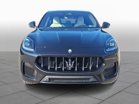 Certified 2024 Maserati Grecale GT image 2