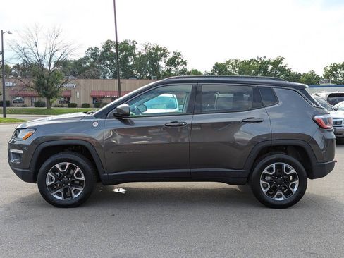 Used 2018 Jeep Compass Trailhawk w/ Leather Interior Group AWD/4WD image 6