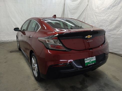 Used 2017 Chevrolet Volt LT w/ Comfort Package image 5