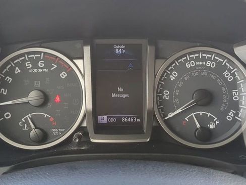 Used 2022 Toyota Tacoma SR5 image 26