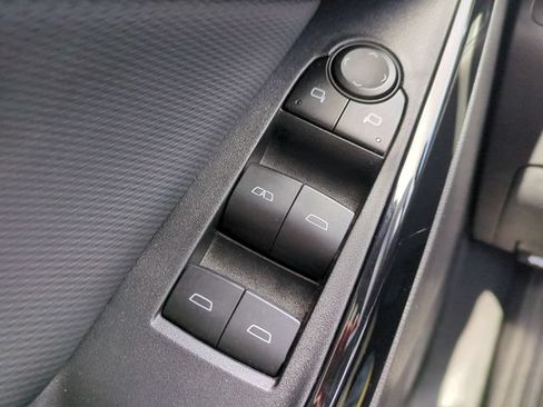 Certified 2025 Chevrolet Equinox LT FWD image 27