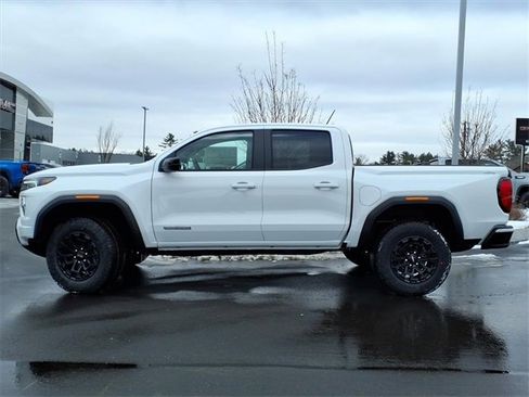 New 2026 GMC Canyon Elevation image 3