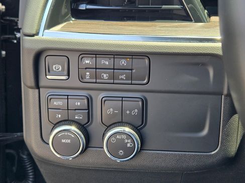 Certified 2025 Chevrolet Tahoe LT AWD/4WD image 30
