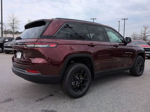 New 2026 Jeep Grand Cherokee Altitude RWD image 4