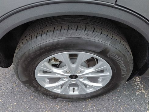 Certified 2024 Ford Escape Active AWD/4WD image 9