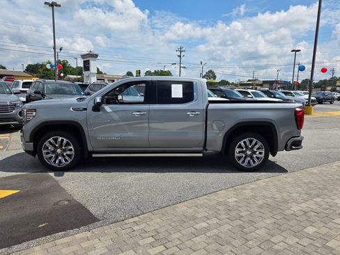 Used 2024 GMC Sierra 1500 Denali w/ Denali Reserve Package AWD/4WD image 4