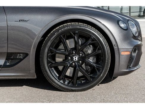 Used 2024 Bentley Continental GT Speed image 19