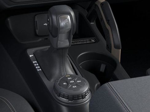 Used 2025 Ford Bronco Badlands AWD/4WD image 48