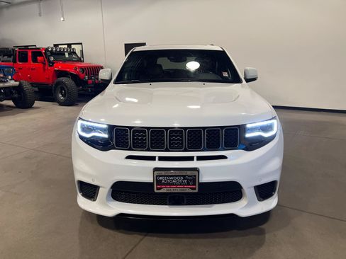 Used 2018 Jeep Grand Cherokee Trackhawk AWD/4WD image 8