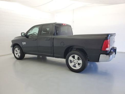 Used 2024 RAM 1500 Classic SLT AWD/4WD image 7